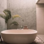 Fliesen im Badezimmer